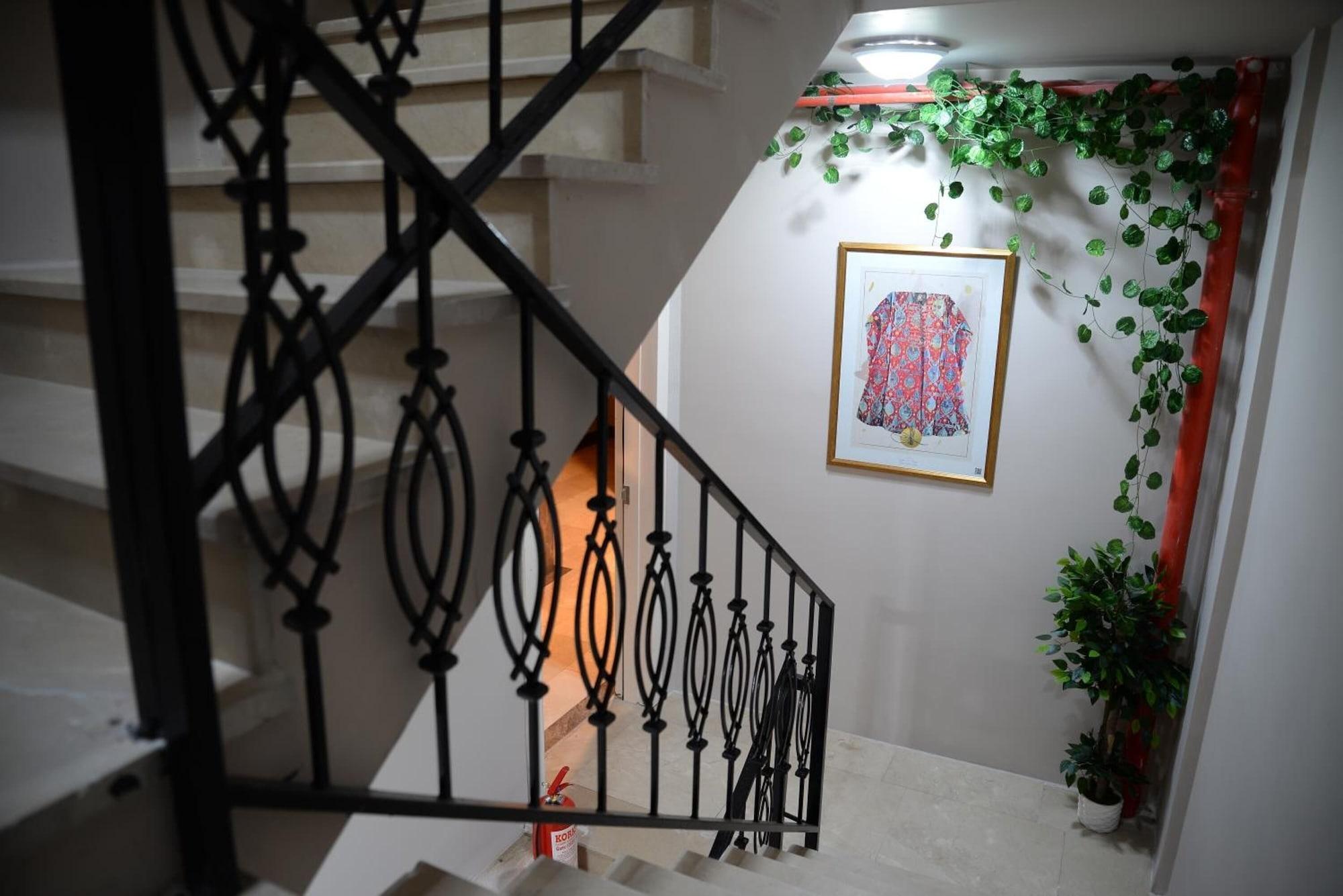 Ferman Apart Hotel Sisli Harbiye Exterior photo